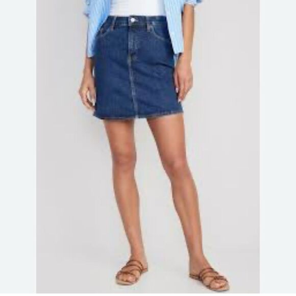 Old Navy Back slit stretch denim skirt - Picture 1 of 5